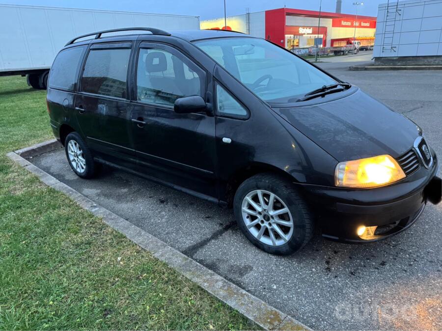 SEAT Alhambra 1 generation [restyling] Minivan