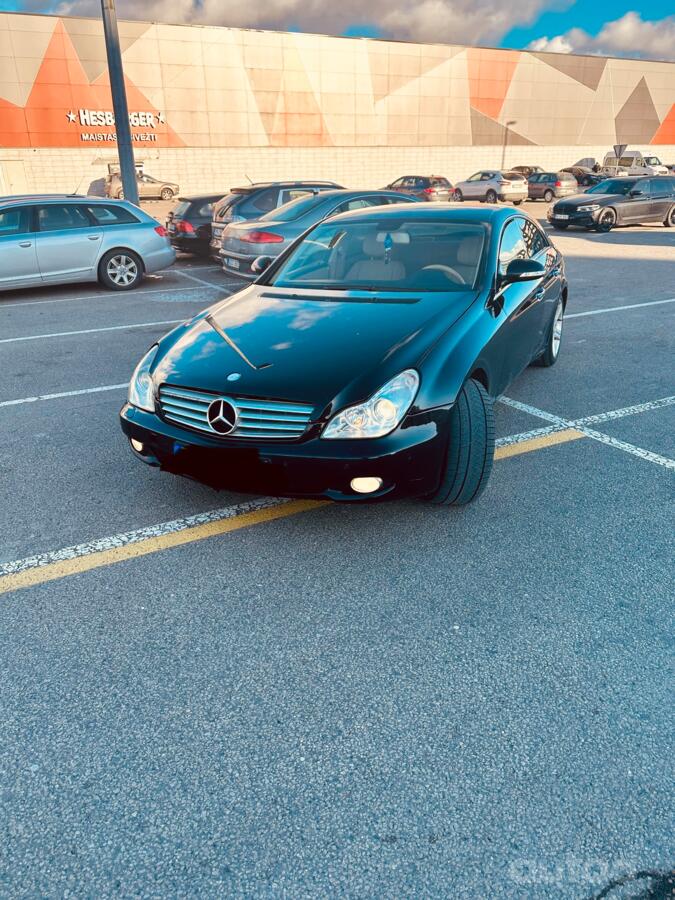 Mercedes-Benz CLS-Class C219 Sedan