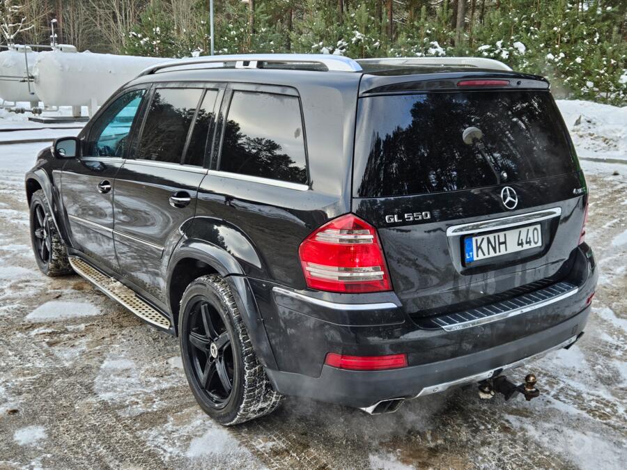 Mercedes-Benz GL-Class X164 SUV