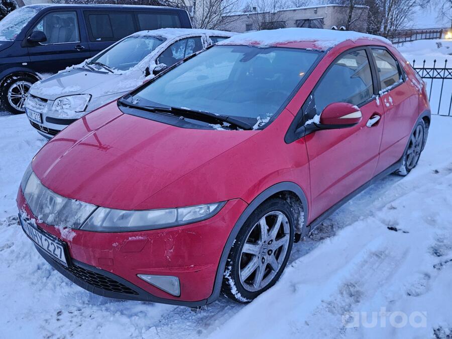 Honda Civic 8 generation Hatchback 5-doors