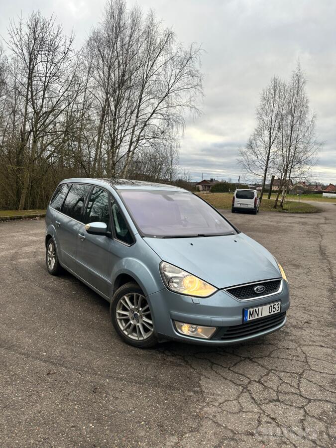 Ford Galaxy 2 generation Minivan