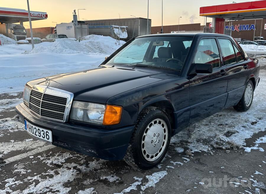 Mercedes-Benz 190 (W201) 1 generation