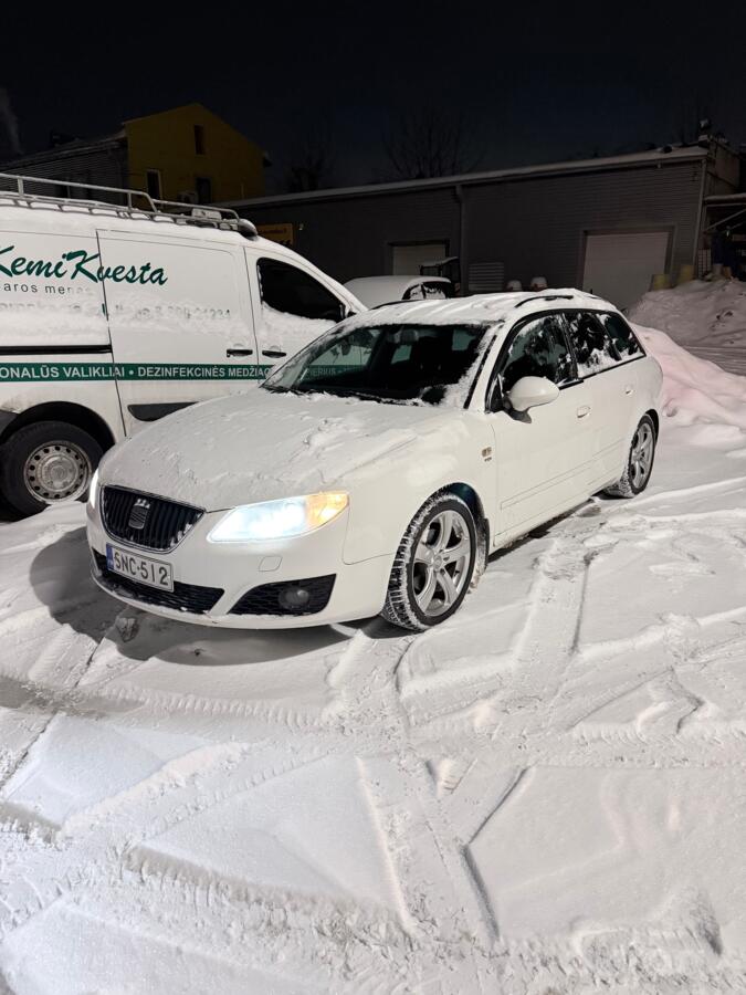 SEAT Exeo 1 generation wagon