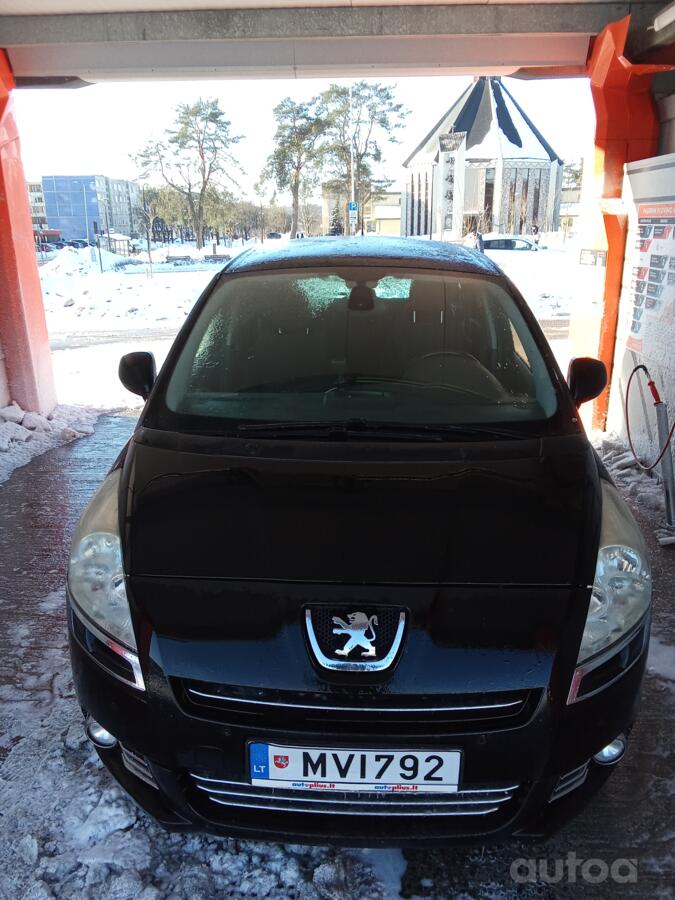 Peugeot 5008 1 generation Minivan