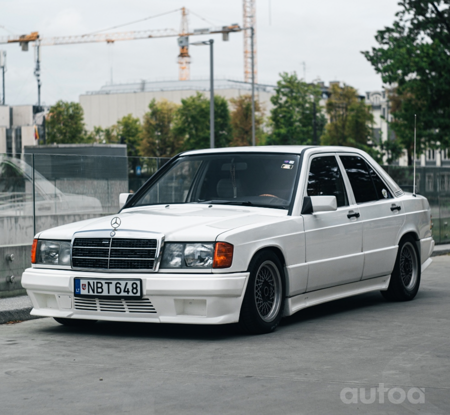 Mercedes-Benz 190 (W201) 1 generation