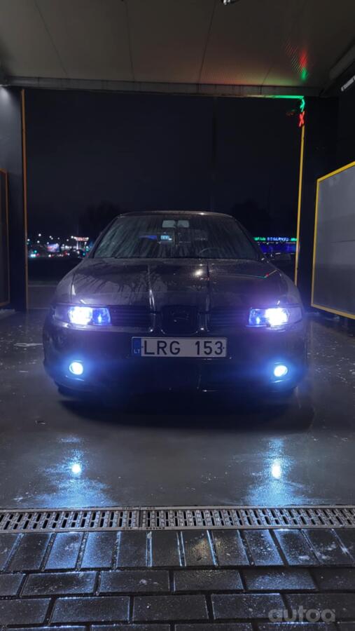 SEAT Leon 1 generation Hatchback