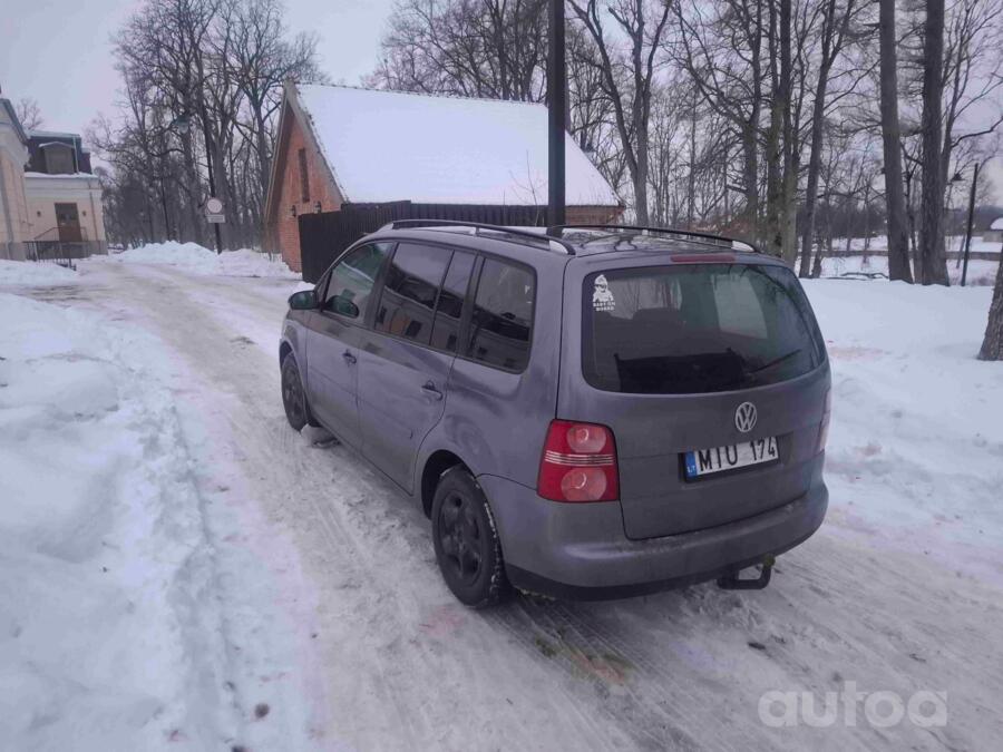 Volkswagen Touran
