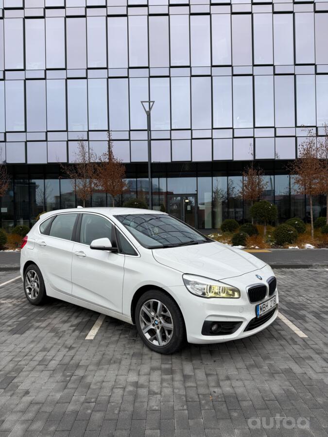 BMW 2 Series Active Tourer F45 Minivan