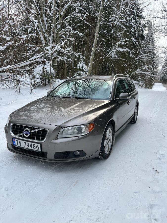 Volvo V70 3 generation wagon