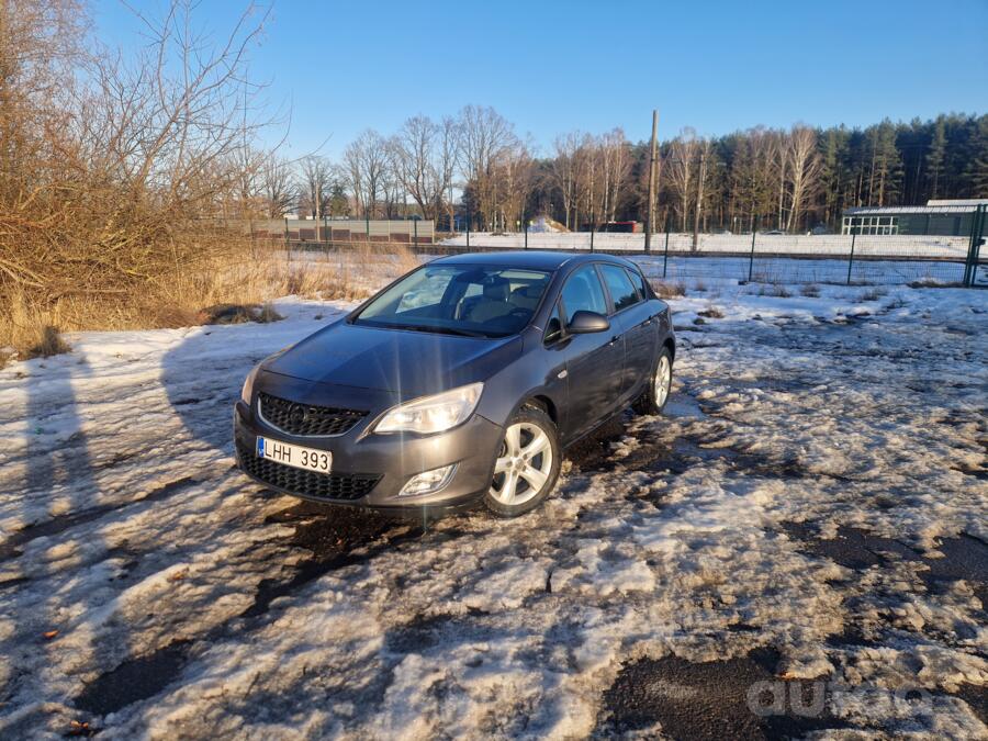 Opel Astra J [restyling] Hatchback 5-doors