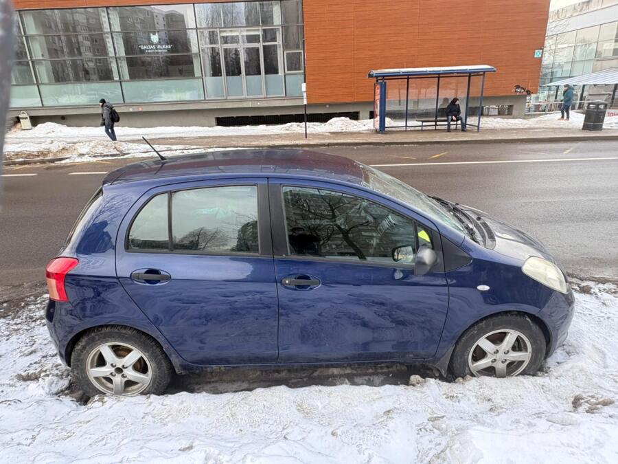 Toyota Yaris XP9 Hatchback 5-doors