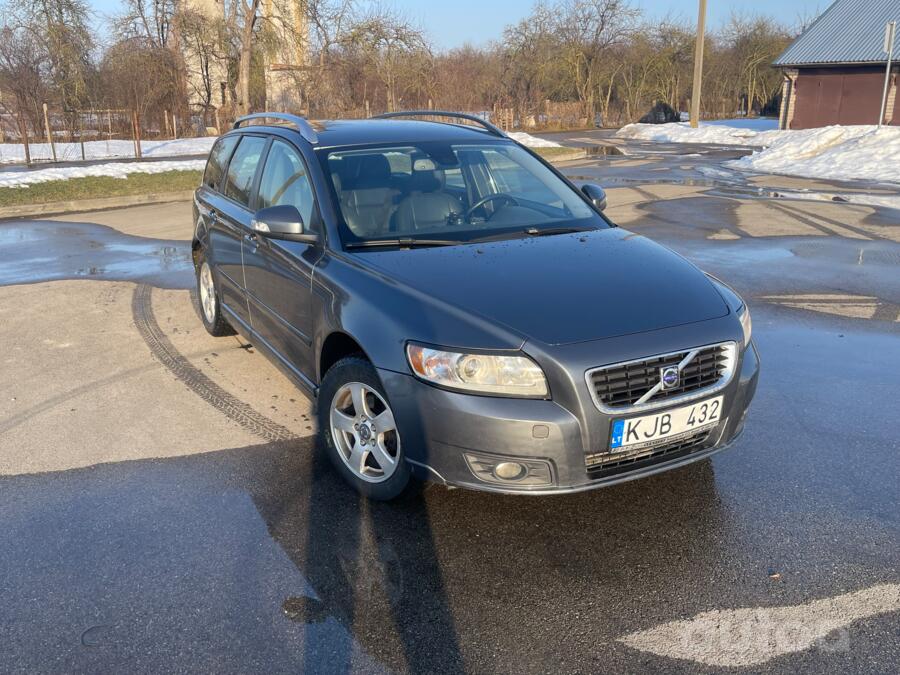 Volvo V50 1 generation [restyling]