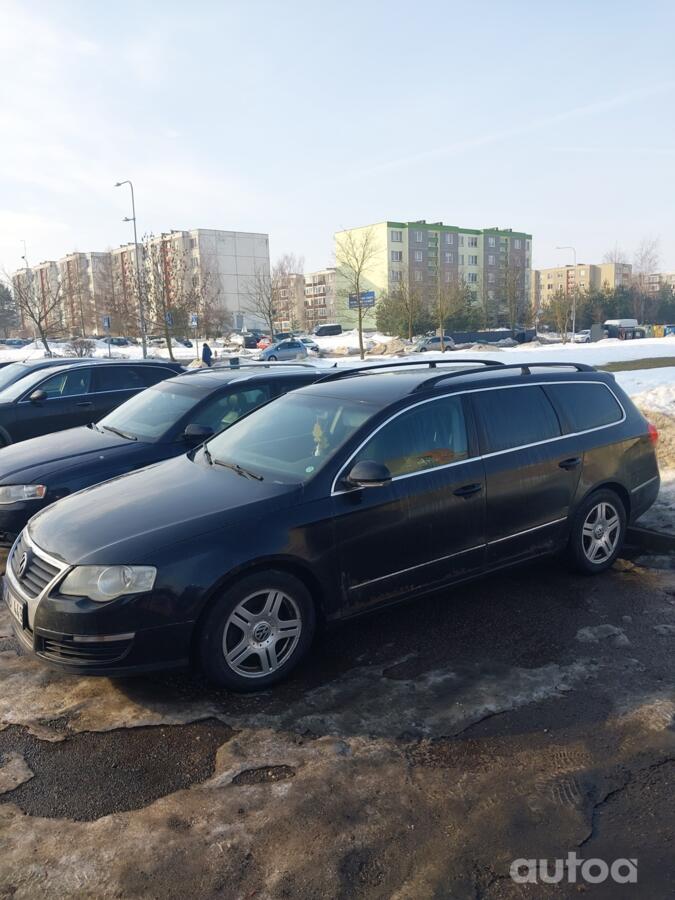 Volkswagen Passat B6 wagon 5-doors