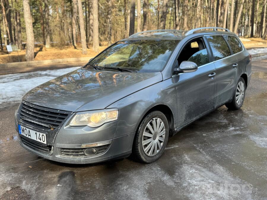 Volkswagen Passat B6 wagon 5-doors