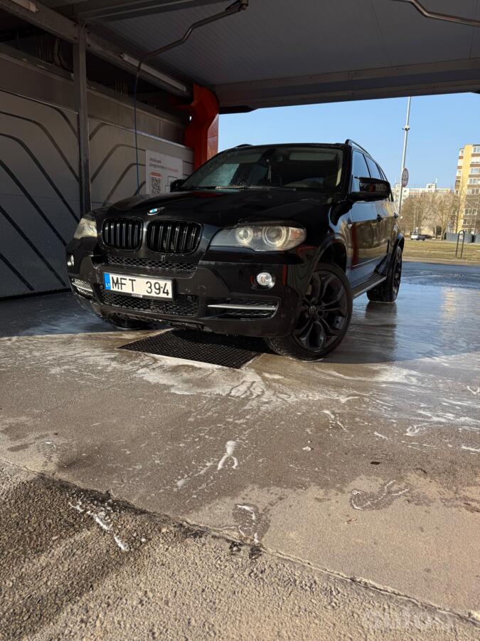 BMW X5 E70 Crossover