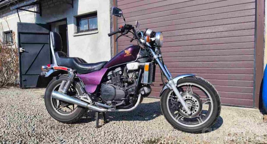 Honda VFR750F