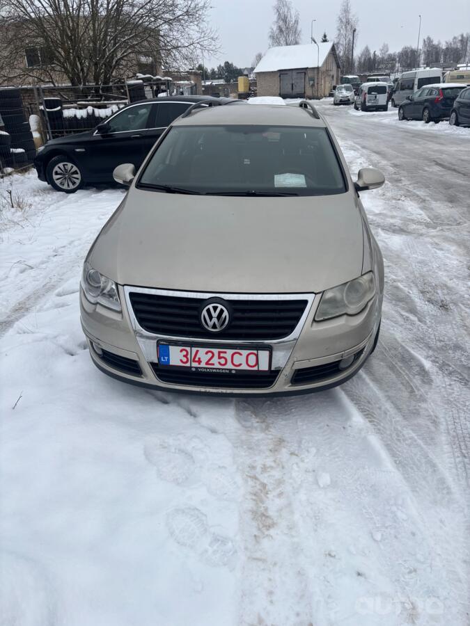 Volkswagen Passat B6 wagon 5-doors
