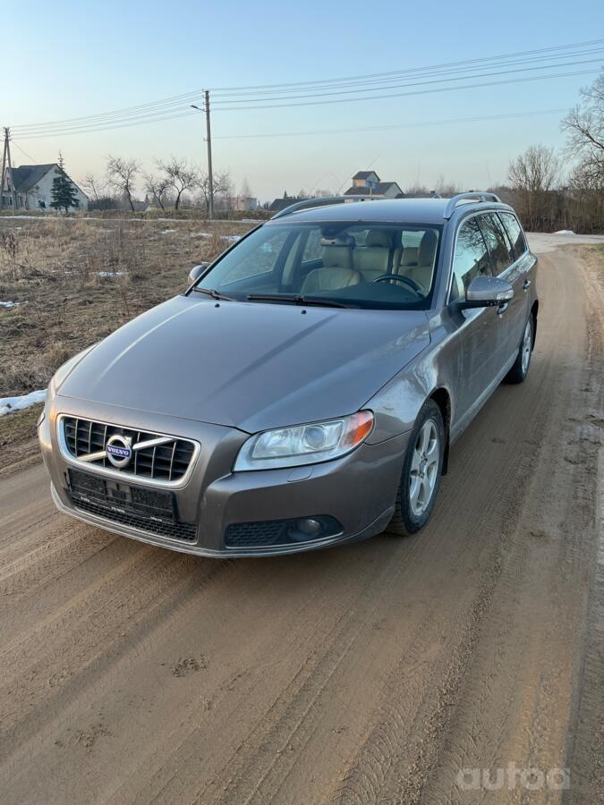 Volvo V70 3 generation wagon