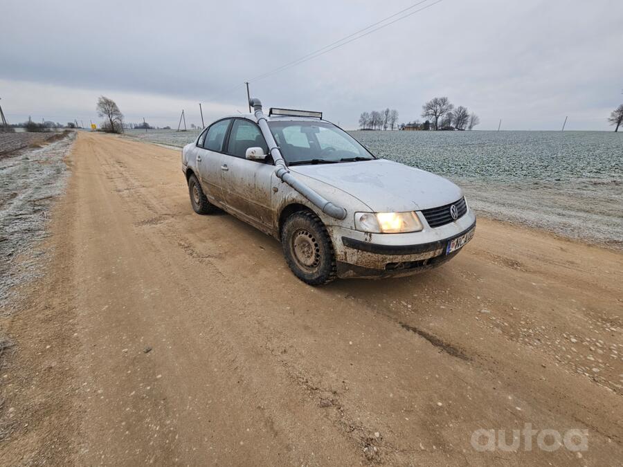 Volkswagen Passat B5 Sedan 4-doors
