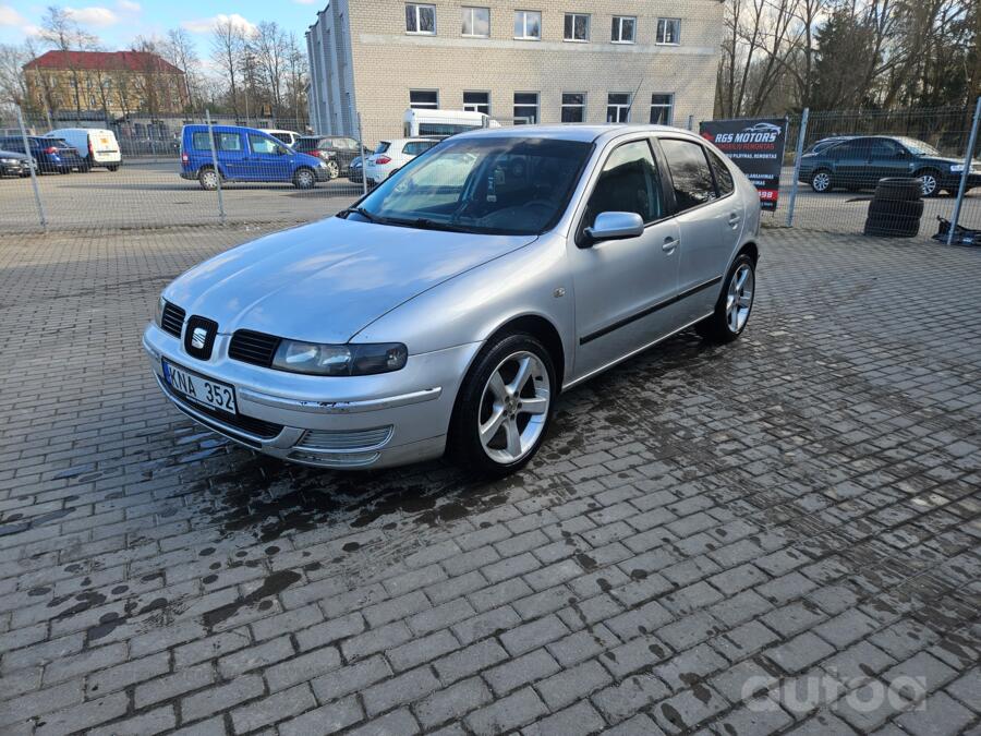 SEAT Leon 1 generation Hatchback