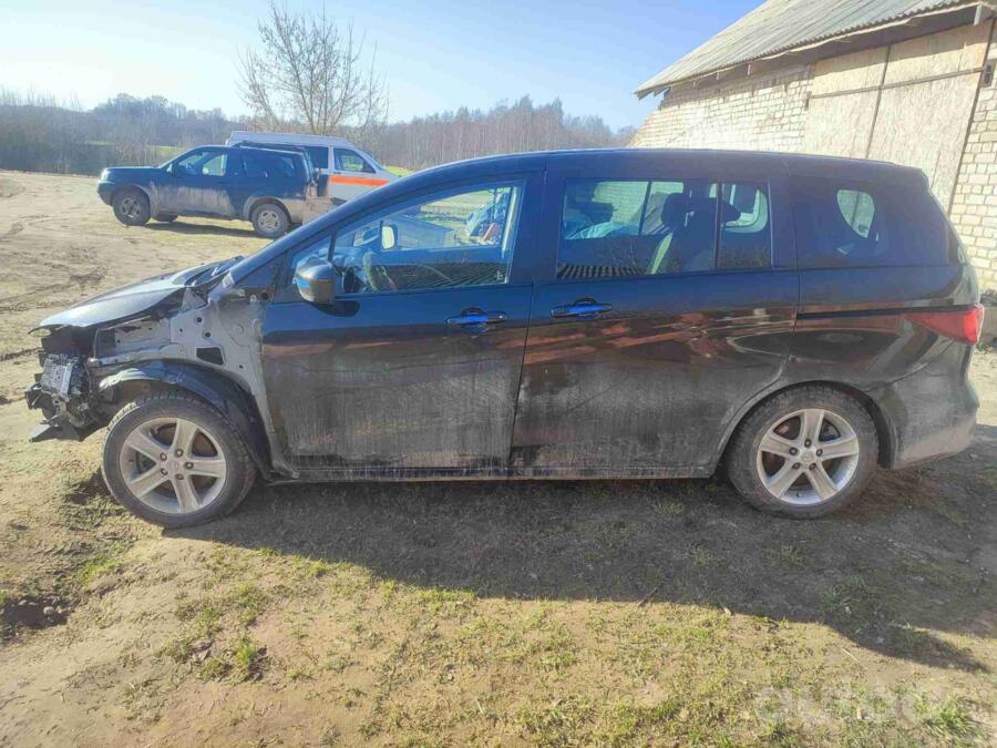 Mazda 5