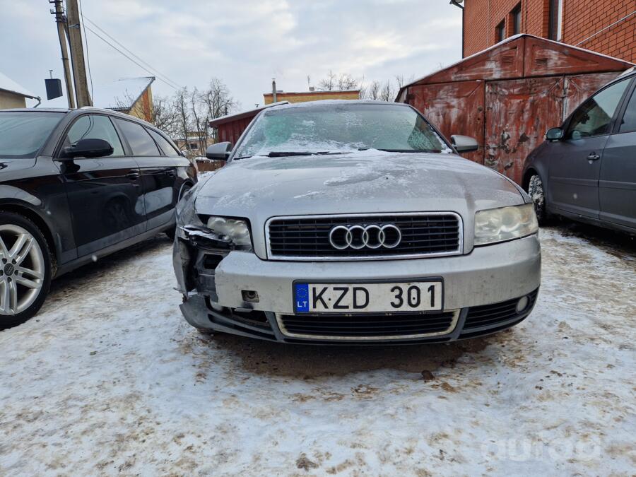 Audi A4 B6 Sedan
