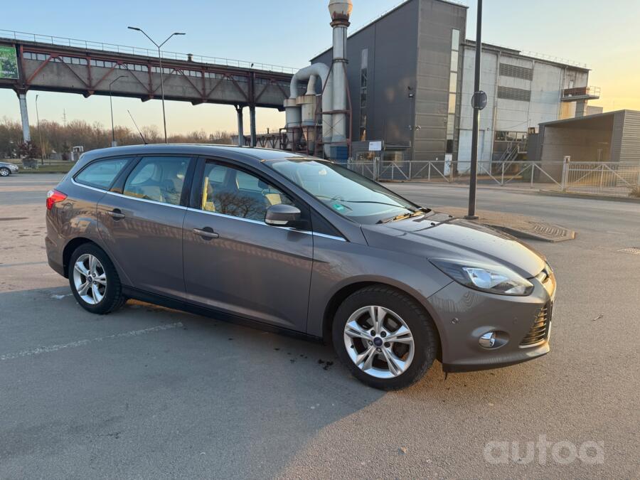 Ford Focus 3 generation wagon 5-doors