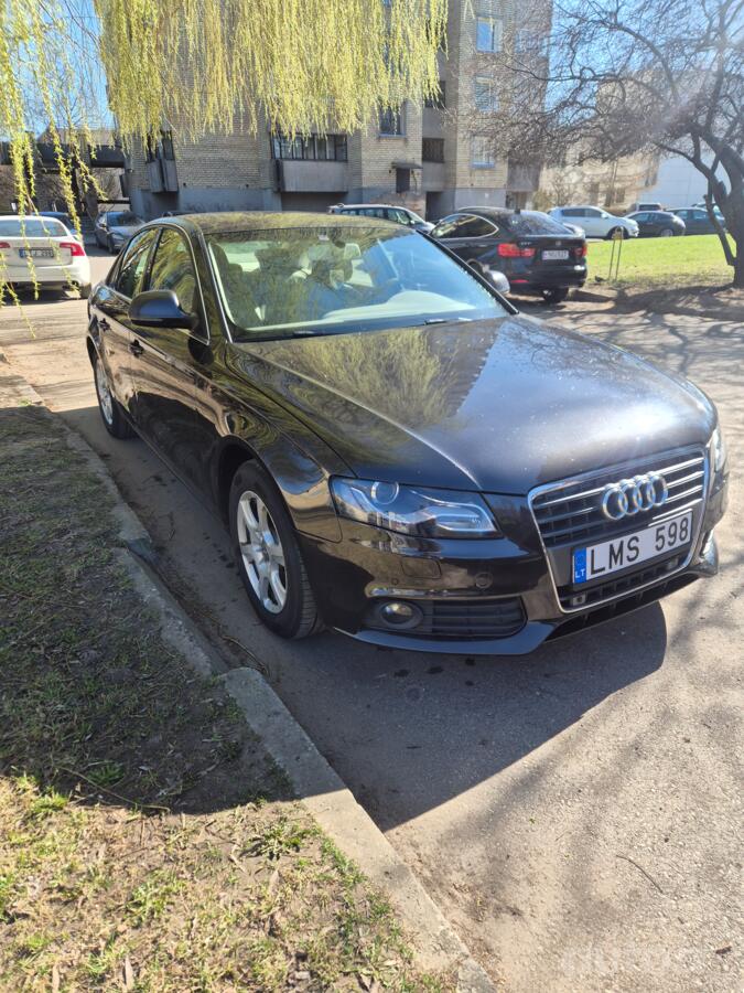 Audi A4 B8/8K Sedan 4-doors