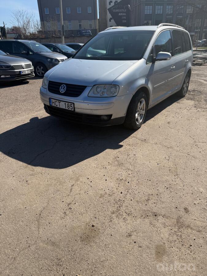 Volkswagen Touran 1 generation Minivan