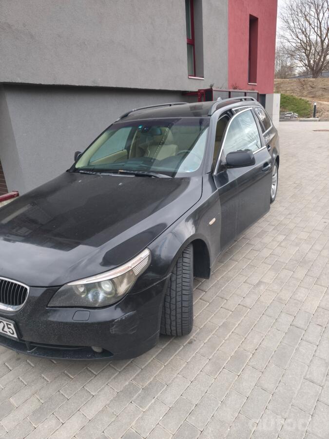 BMW 5 Series E60/E61 Touring wagon