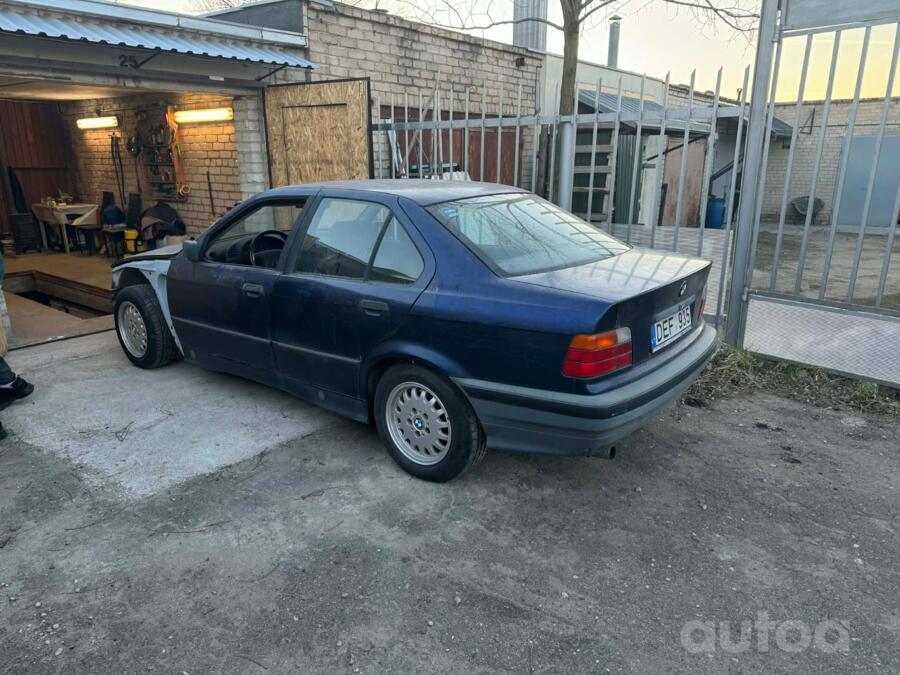 BMW 3 Series E36 Sedan