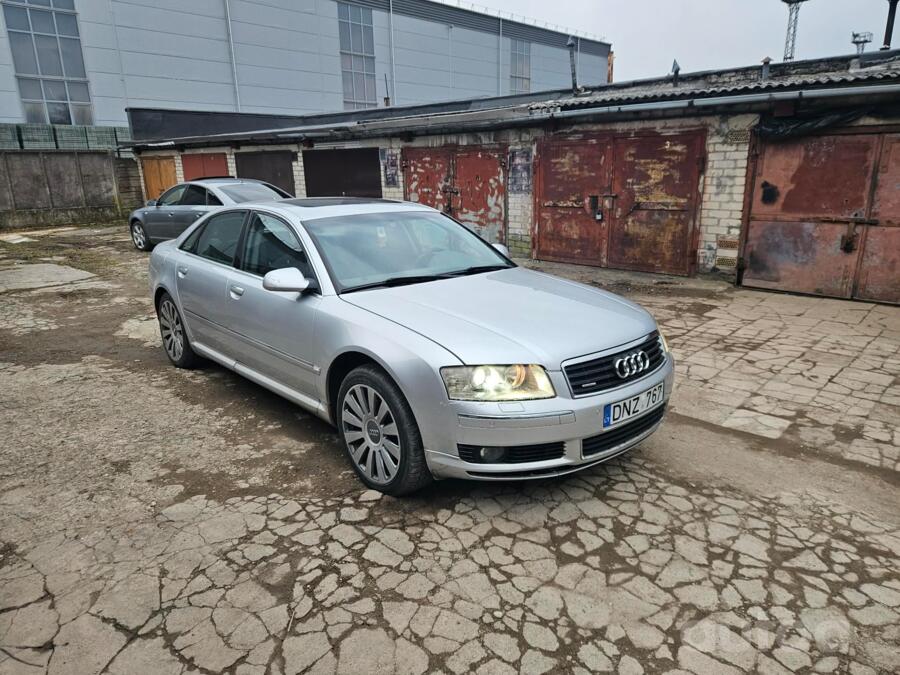 Audi A8 D3/4E Sedan