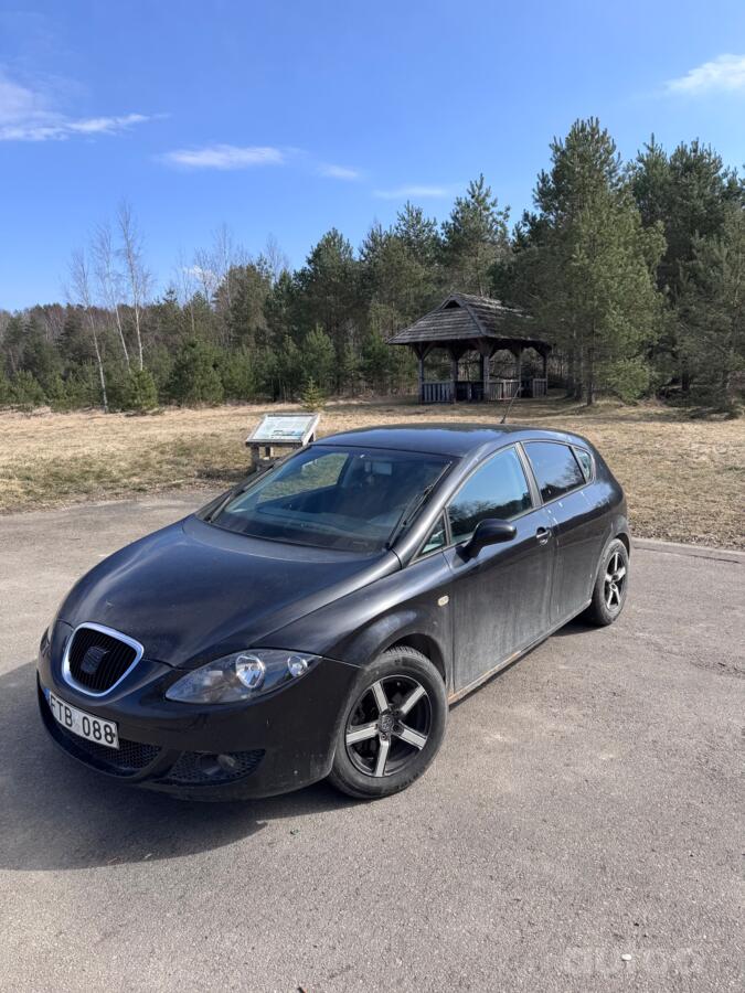 SEAT Leon 2 generation Hatchback 5-doors