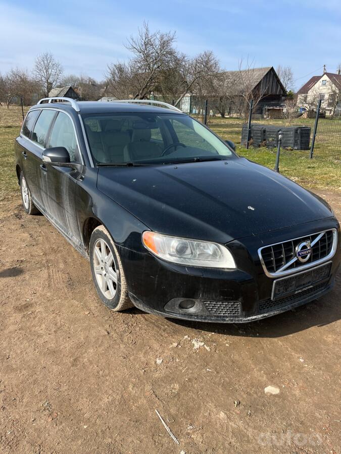 Volvo V70 3 generation wagon