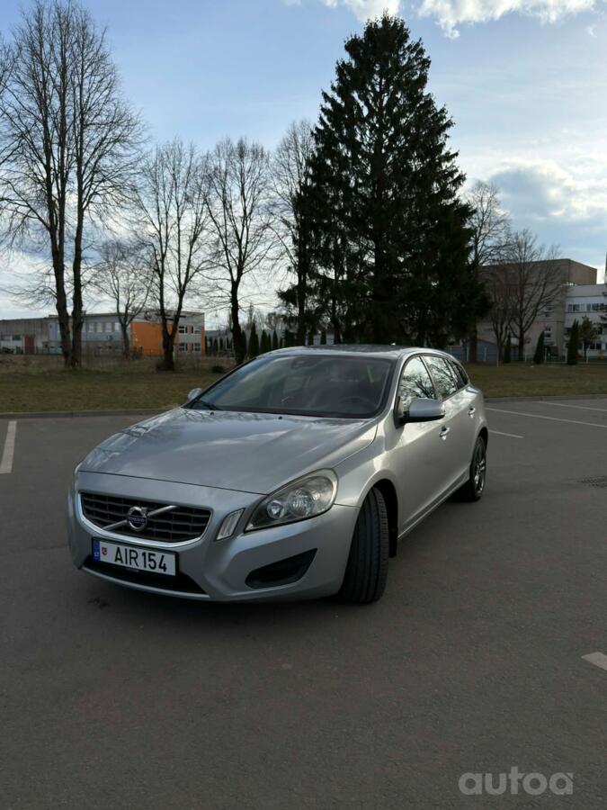Volvo V60 1 generation wagon