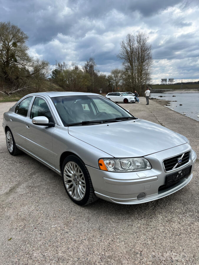 Volvo S60 1 generation [restyling] Sedan