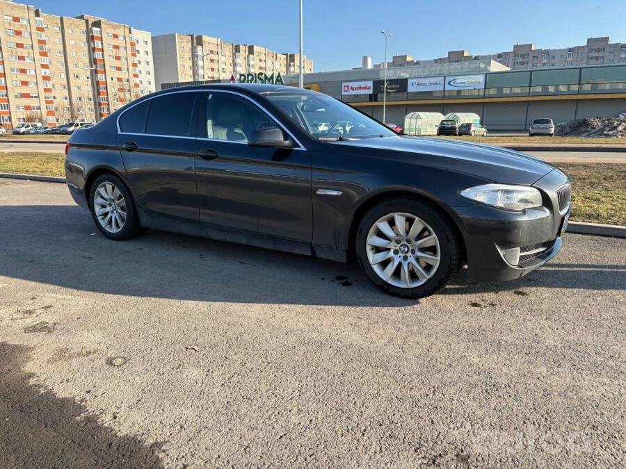 BMW 5 Series F07/F10/F11 Sedan