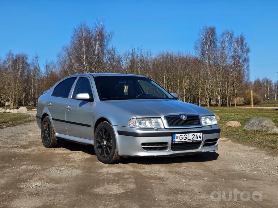 Skoda Octavia RS A4 liftback 