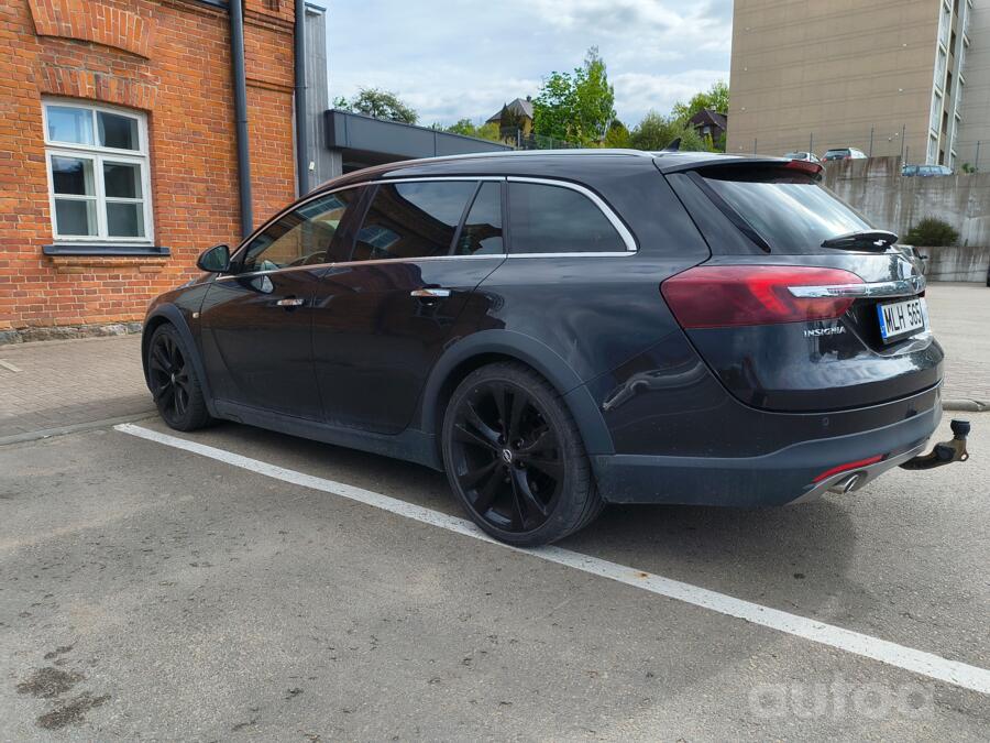 Opel Insignia A [restyling] Sports Tourer wagon 5-doors