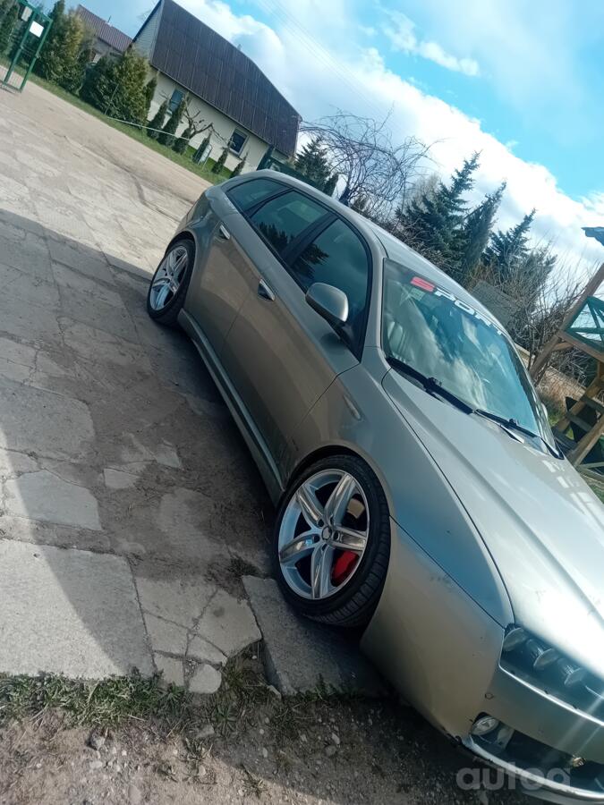 Alfa Romeo 159 1 generation Sportwagon wagon