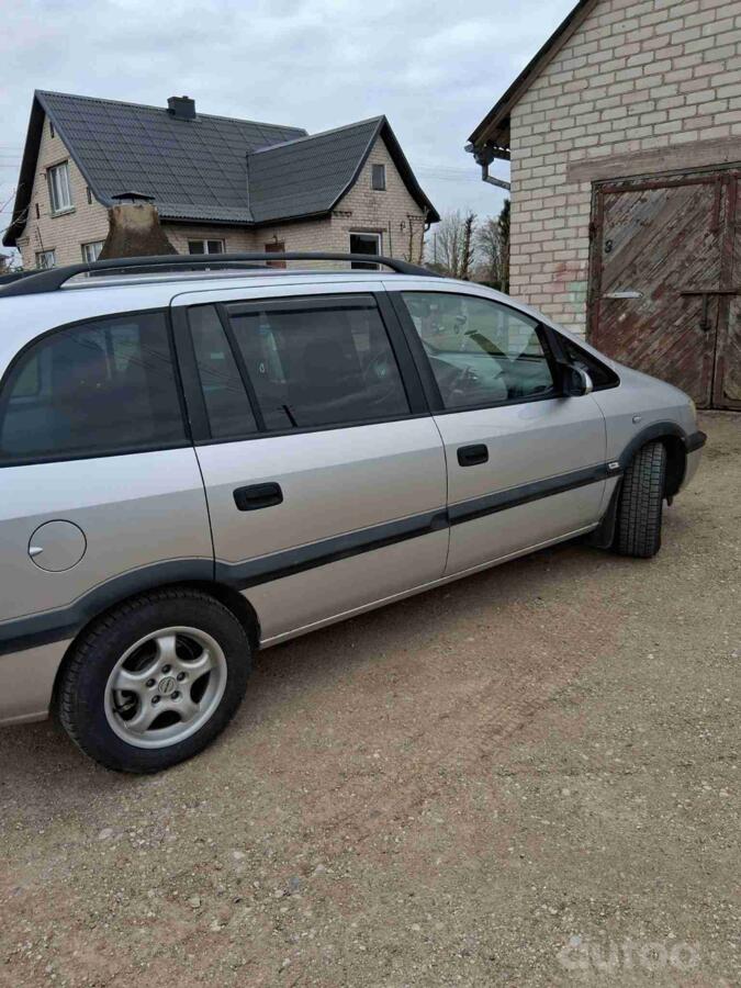Opel Zafira Life