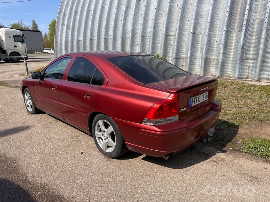 Volvo S60 1 generation [restyling] Sedan