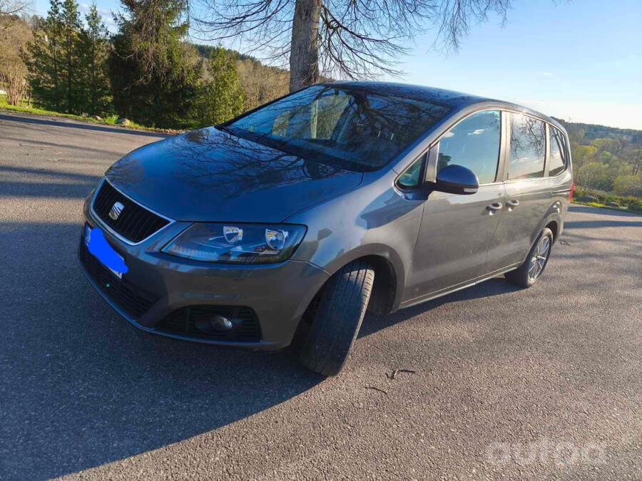 SEAT Alhambra 2 generation Minivan