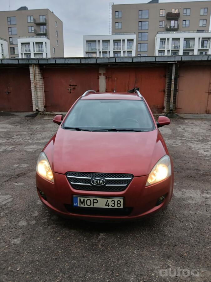 Kia Cee'd 1 generation SW wagon