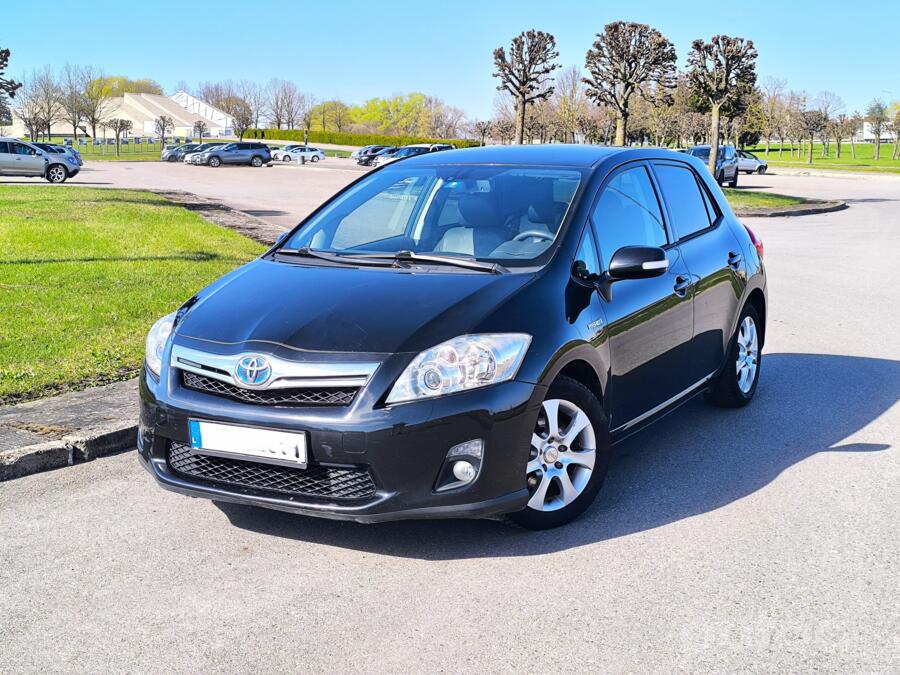 Toyota Auris 1 generation [restyling] Hybrid hatchback 5-doors