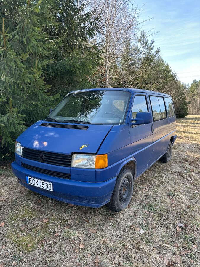 Volkswagen Caravelle T4 Minivan