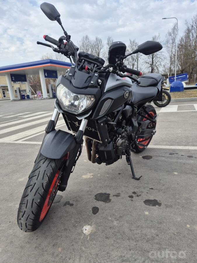 Yamaha MT