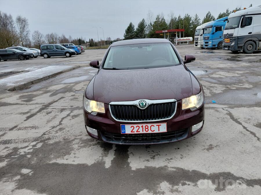 Skoda Superb 2 generation Liftback
