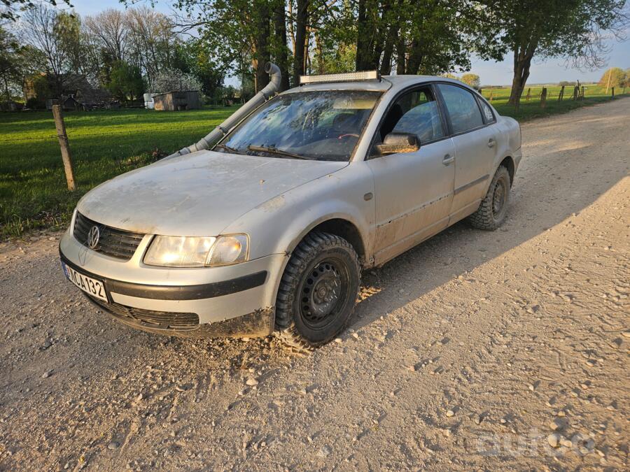 Volkswagen Passat B5 Sedan 4-doors