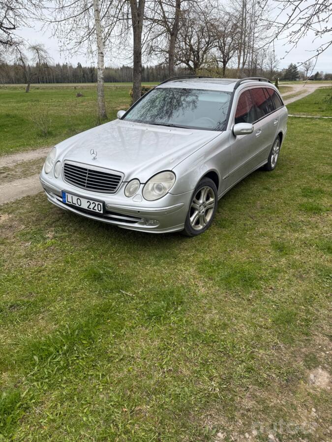 Mercedes-Benz E-Class W211 Sedan